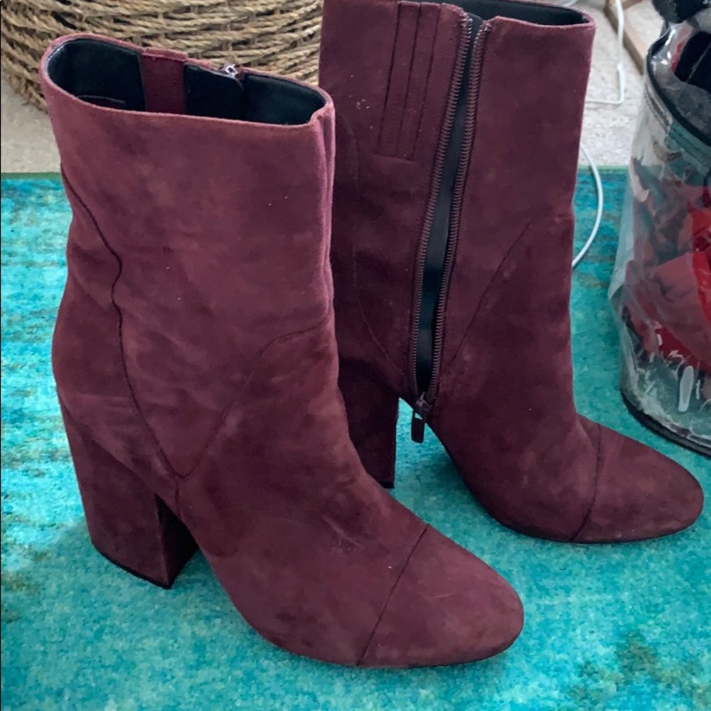 Kendall and Kylie Maroon Booties